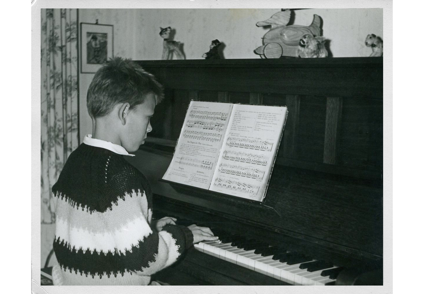 Vergleichsbild_VaterKlavier_Kapitel5